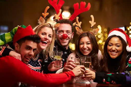 The Best Christmas Drinking Games - The Inspo Spot